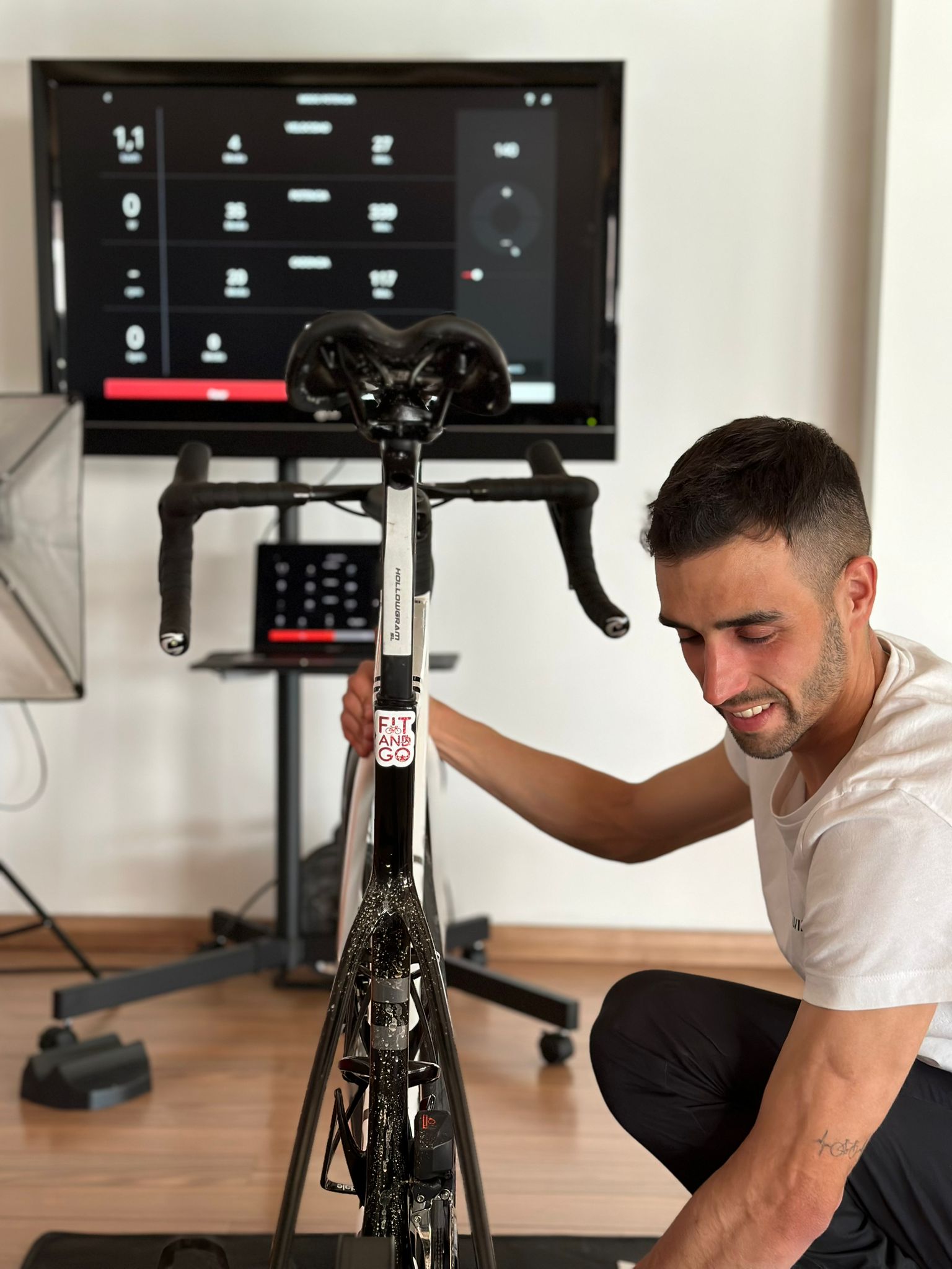 2bfb5dd1-7e76-495e-a078-63dc32c7ef78